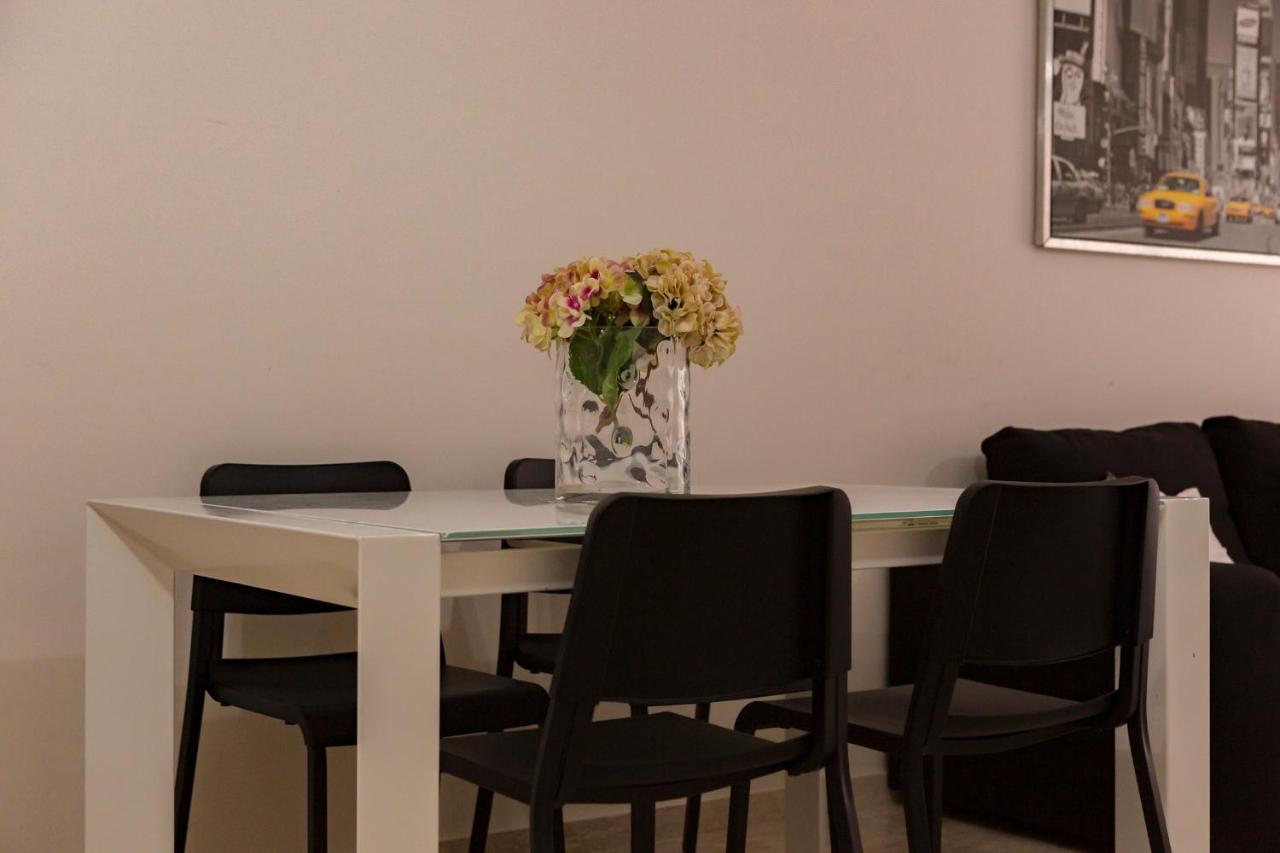 Appartamento Apartamento Malaga Jalon Esterno foto