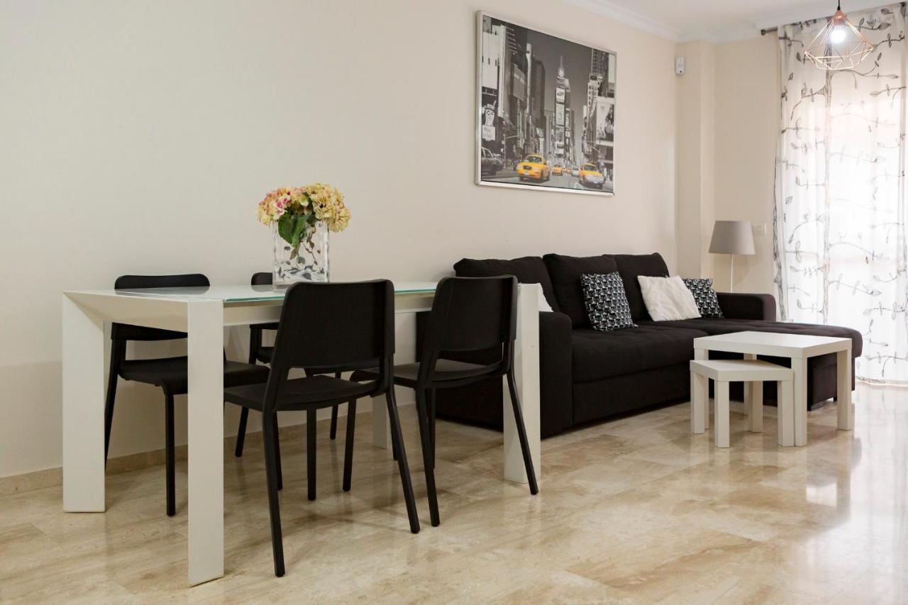 Appartamento Apartamento Malaga Jalon Esterno foto